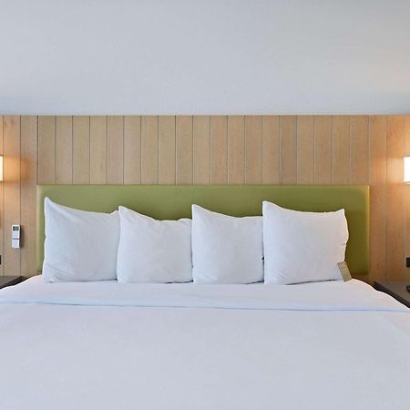 Country Inn & Suites By Radisson, Bloomington-Normal Airport, Il Eksteriør bilde