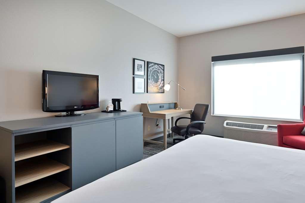 Country Inn & Suites By Radisson, Bloomington-Normal Airport, Il Rom bilde
