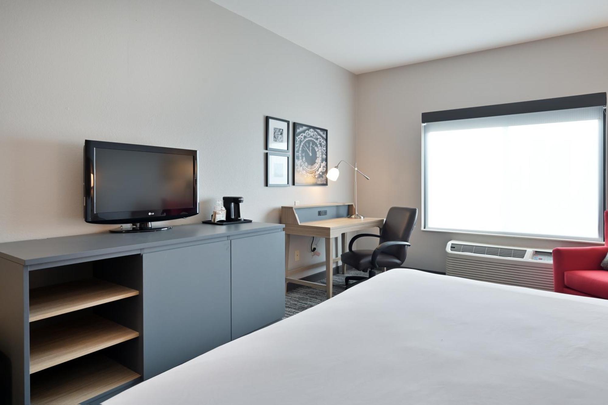 Country Inn & Suites By Radisson, Bloomington-Normal Airport, Il Eksteriør bilde
