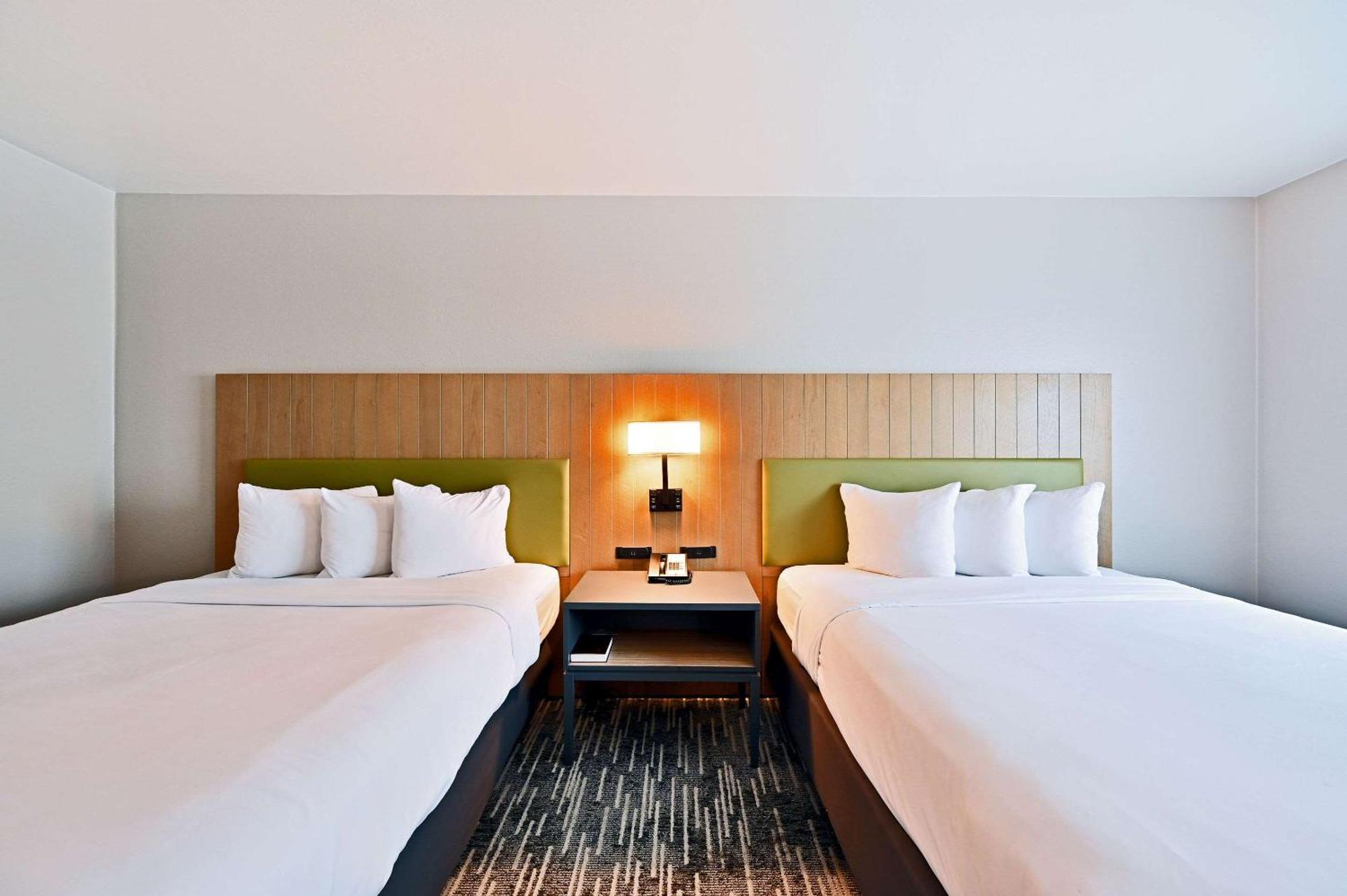 Country Inn & Suites By Radisson, Bloomington-Normal Airport, Il Eksteriør bilde