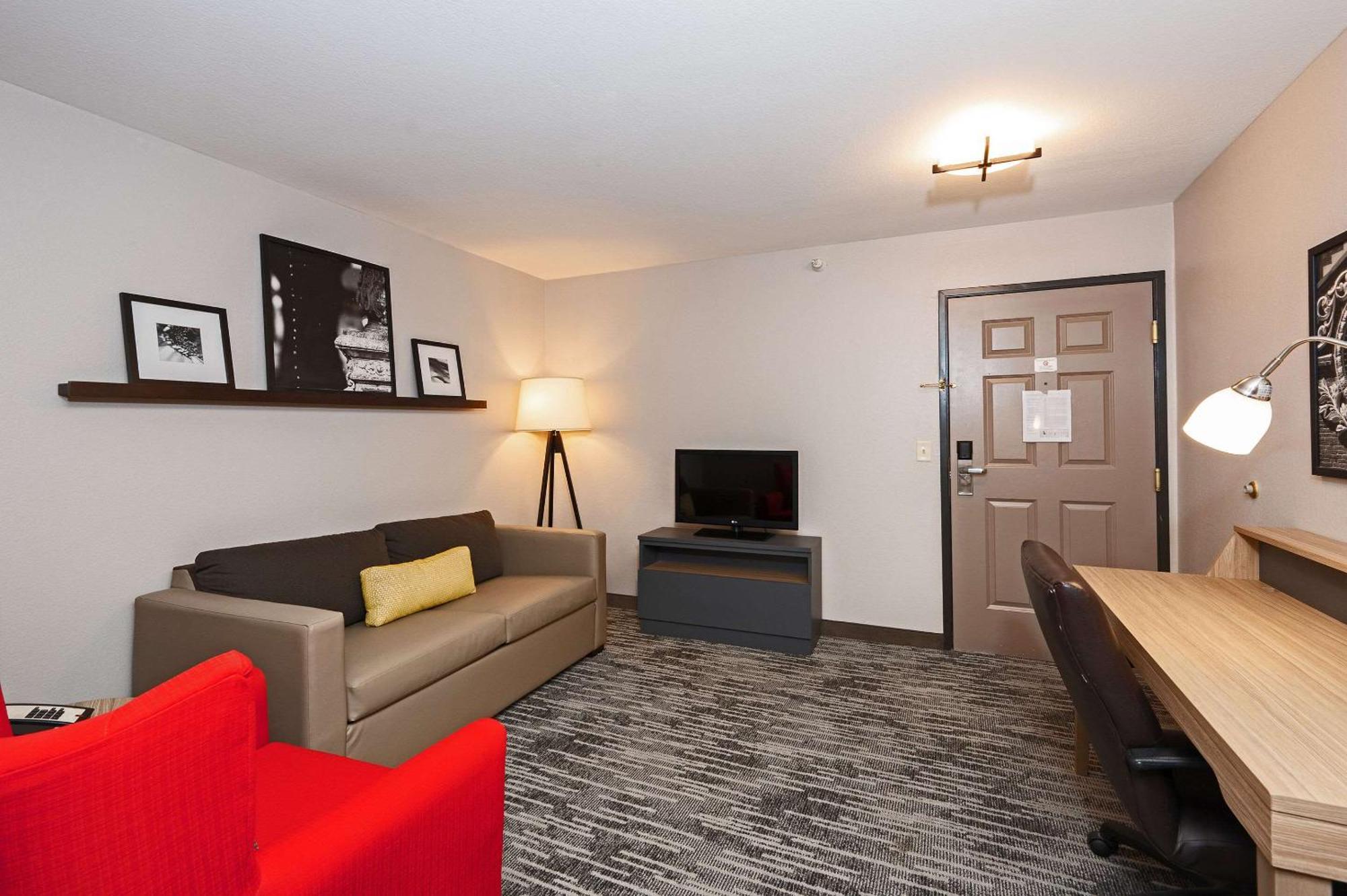 Country Inn & Suites By Radisson, Bloomington-Normal Airport, Il Eksteriør bilde