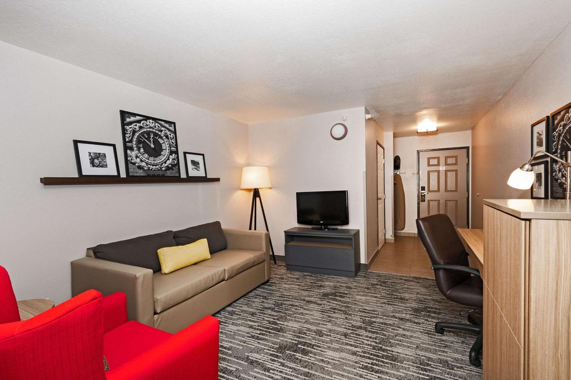 Country Inn & Suites By Radisson, Bloomington-Normal Airport, Il Eksteriør bilde