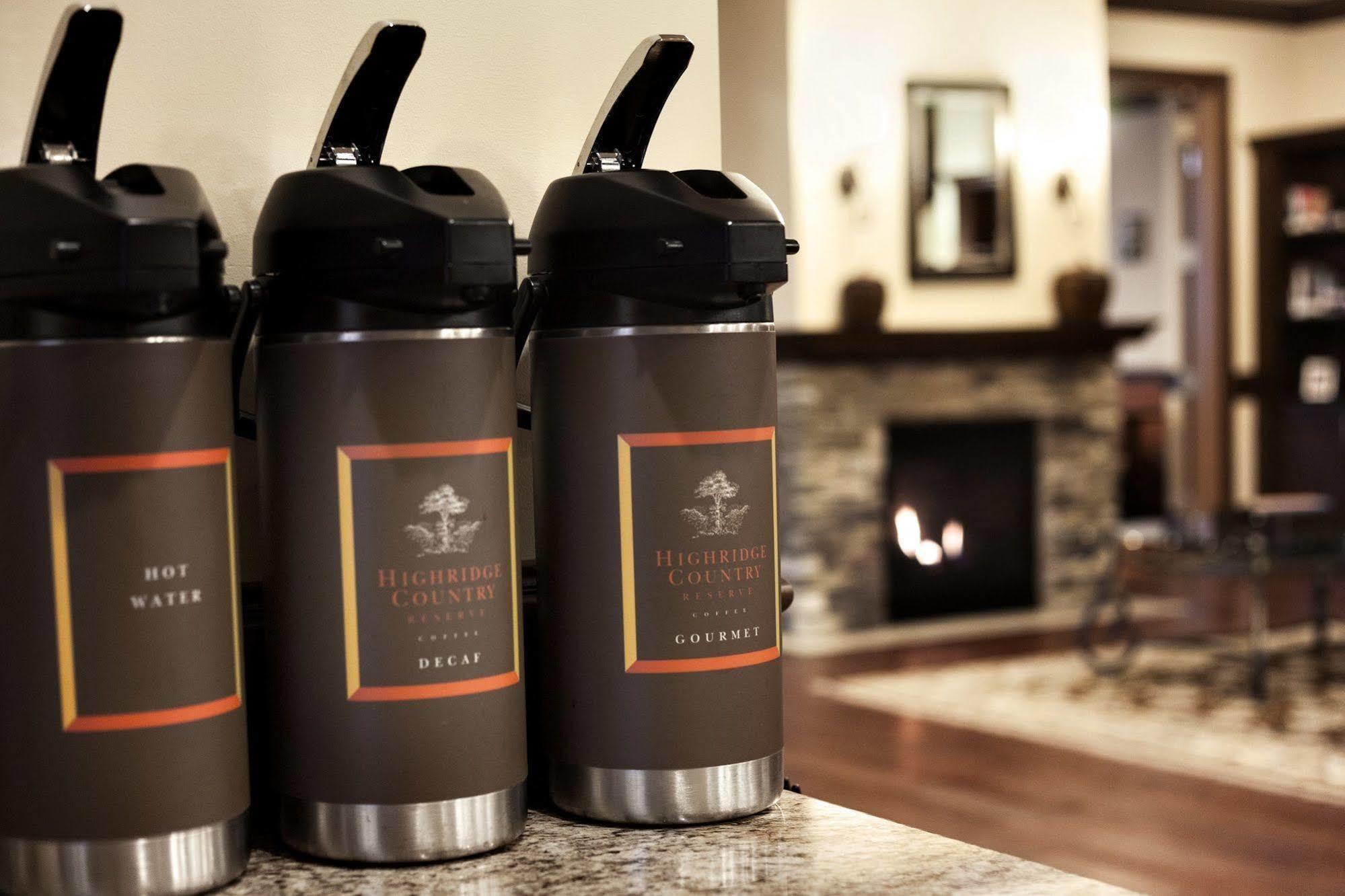 Country Inn & Suites By Radisson, Bloomington-Normal Airport, Il Eksteriør bilde